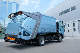 D8c7FakUwAIpa6A.jpg